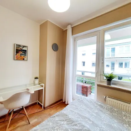 Nw Mieszkanie Blisko Plazy & Balkon