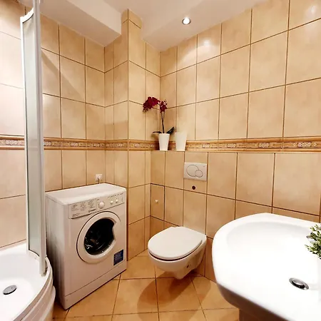Apartamento Nw Mieszkanie Blisko Plazy & Balkon *